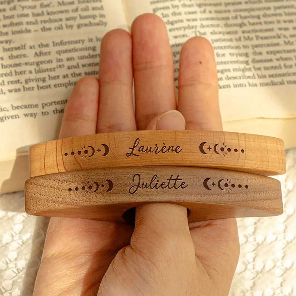 Amoureuse des Livres - Repose-page de Livre Personnalisé - Image 6